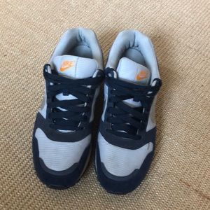 Men’s Nike sneakers